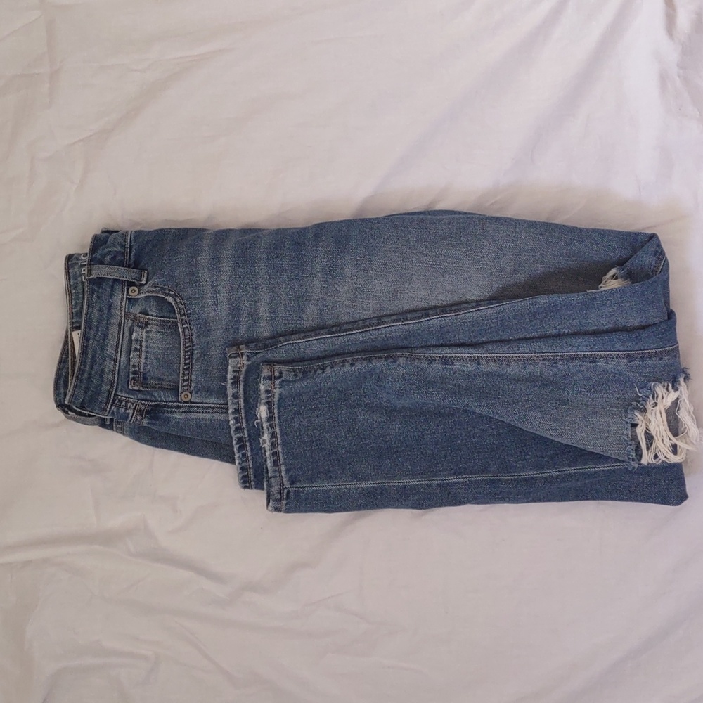 American Eagle Distressed Mom Jeans